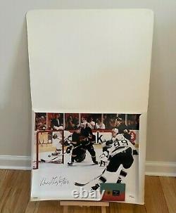 Wayne Gretzky Upper Deck Limited Edition 802 Goal Signed 16x20 Photo 139/802