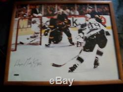 Wayne Gretzky Upper Deck Limited Edition 802 Goal Signed Photo Lmt Of 802,17x21