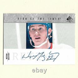 Wayne Gretzky Upper Deck SP Autographed Sign of the Times Card