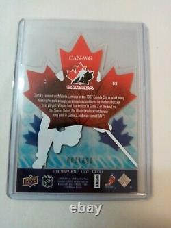 Wayne Gretzky clearly canadian 026/100 upper deck 2009-10